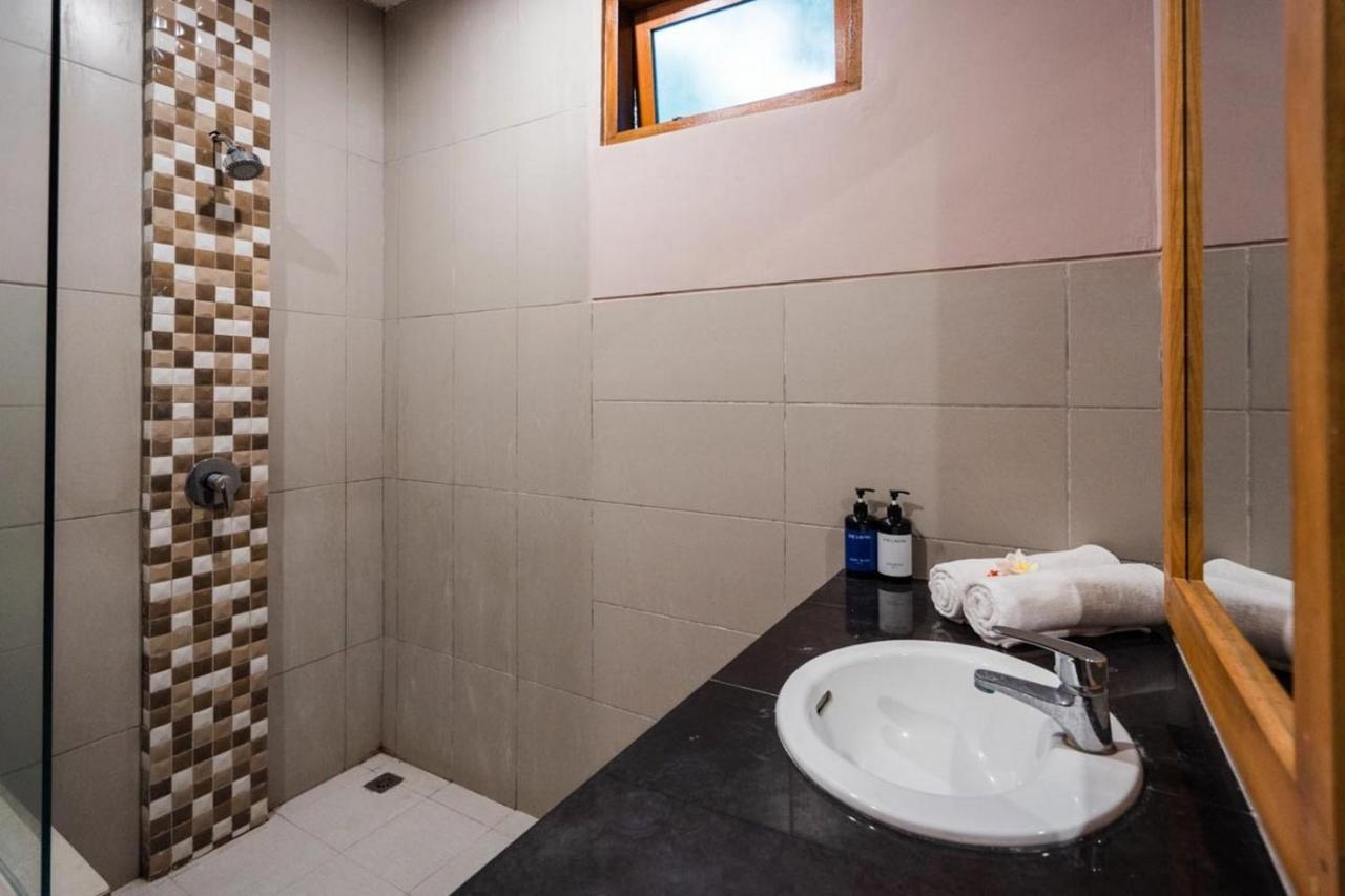 Ariana Beach Resort Amed Buitenkant foto